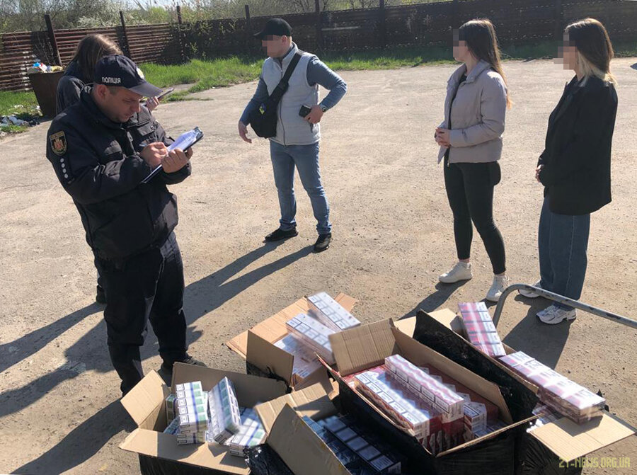 У Бердичеві поліцейські вилучили 2500 пачок контрафактних цигарок