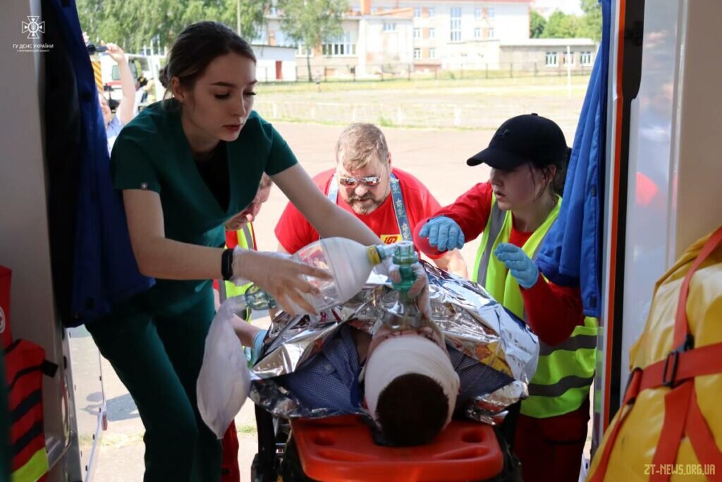 Рятувальники Житомирщини провели навчання з нагоди Всесвітнього дня екстреної медичної допомоги