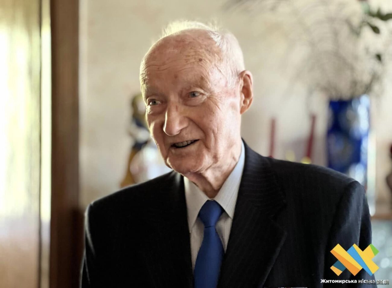 У Житомирі вітали з 100-літнім ювілеєм ветерана Другої світової війни Кирила Семенова