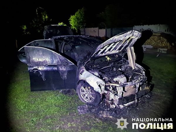 Помста через ревнощі: на Андрушівщині чоловік підпалив автівку знайомої